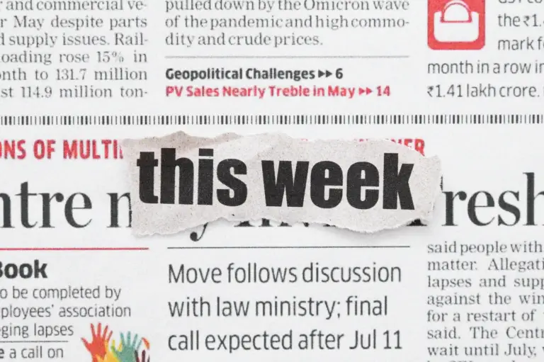 newspaper-background-concept (1)